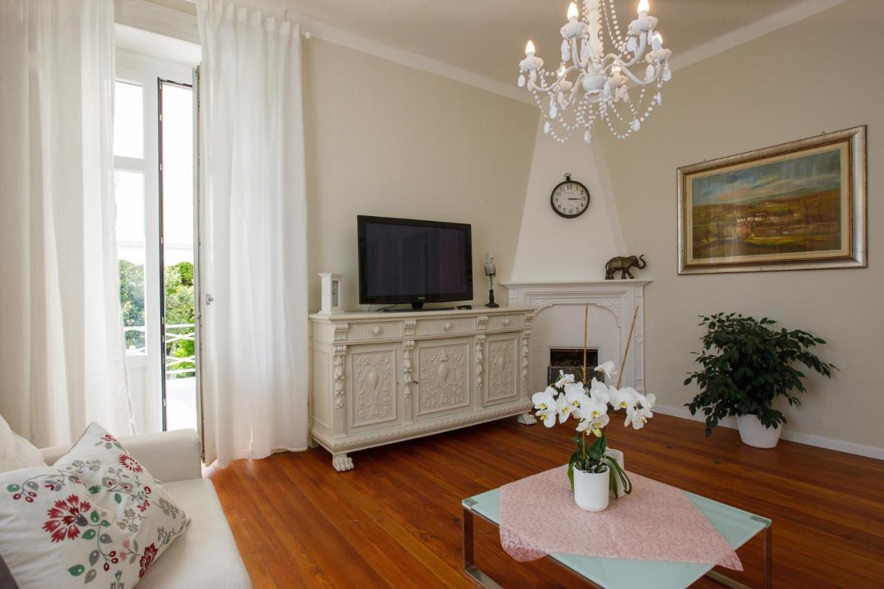 Villa Rachel Intra Esterno foto